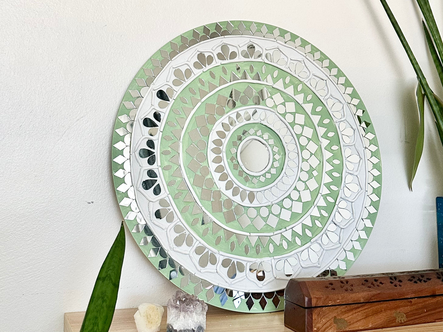 【Palmerston】Lippan Art Mirror Work